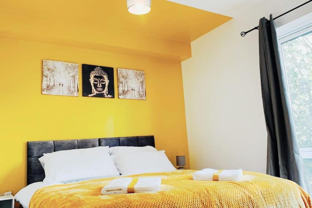2 Bed Apartment With Free Parking Chelmsford Exteriör bild